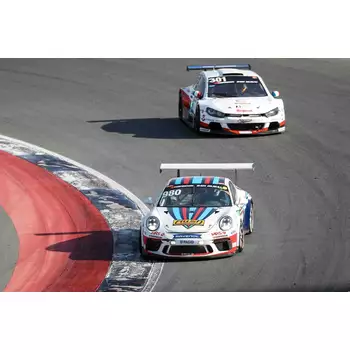 Gosia Rdest - W series driver