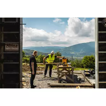 Konkurs z kurtką DeWalt maj 2022