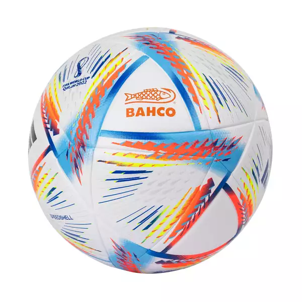 Piłka i koszulka na Mistrzostwa Świata 2022