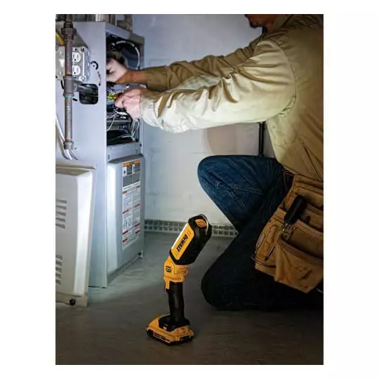 akumulatorowa lampa LED XR 18V Li-lon [DCL050]