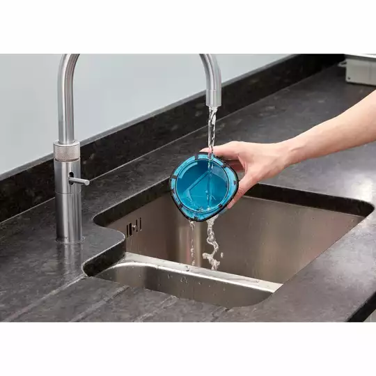 Akumulatorowy, bezworkowy odkurzacz ze stacją łądującą 3,6V Li-Ion 1,5Ah Dustbuster, Black+Decker [WDC115WA-QW]