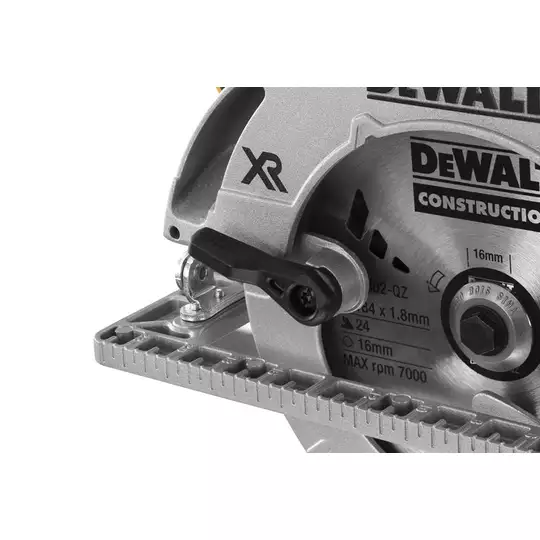 akumulatorowa bezszczotkowa pilarka tarczowa 184mm, 18V Li-lon DeWALT [DCS572NT]
