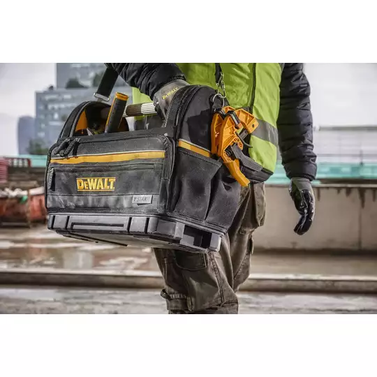 otwarta torba narzędziowa z rączką aluminiową i paskiem na ramię DeWALT [DWST82990-1]