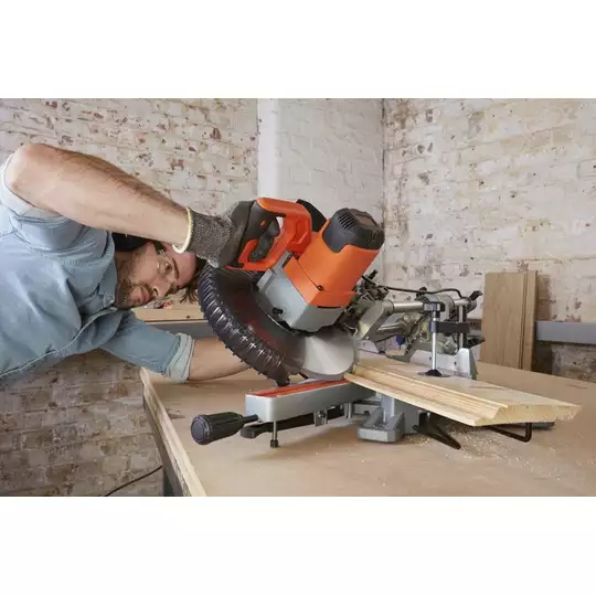 pilarka tarczowa, ukośnica, 254/30mm, 2100W Black+Decker [BES710-QS]