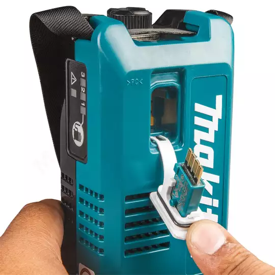 Adapter AWS do odkurzaczy sieciowych z modułem AWS WUT01 + WUT02, Makita [199862-2]    
