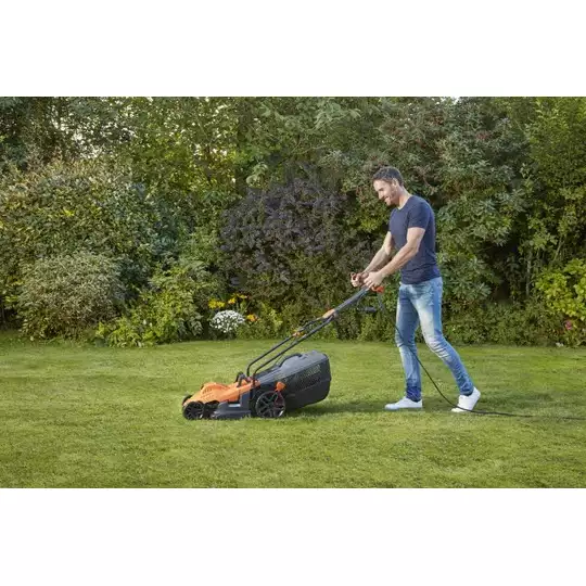 Kosiarka elektryczna 34cm, 1400W, uchwyt EasySteer Black+Decker [BEMW461ES-QS] 