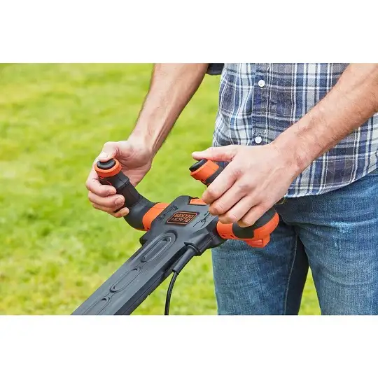 Kosiarka elektryczna 38 cm, 1600W, uchwyt EasySteer, schowek na przewód Black+Decker [BEMW471ES-QS]  