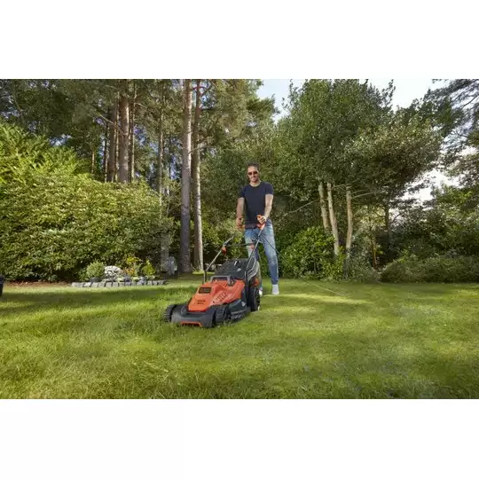 Kosiarka elektryczna 38cm, 1600W Black+Decker [BEMW471BH-QS]