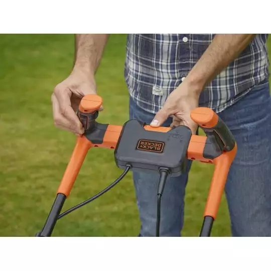 Kosiarka elektryczna 38cm, 1600W Black+Decker [BEMW471BH-QS]
