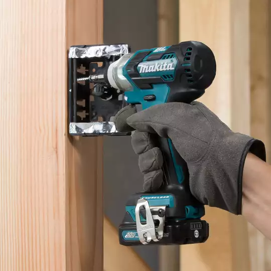 akumulatorowa zakrętarka udarowa 10,8V Li-Ion, 2 akumulatory 2,0Ah, Makita [TD111DSAE]