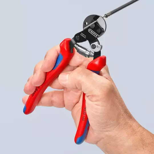 Nożyce o dużej wytrzymałości do lin stalowych 160mm KNIPEX [95 62 160]