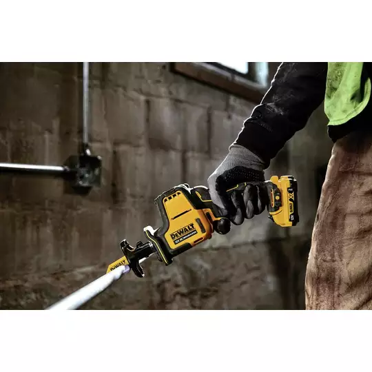 akumulatorowa, bezszczotkowa pilarka szablowa, 12 V Li-lon, 2 x 2,0Ah, DeWalt [DCS312D2-QW] 