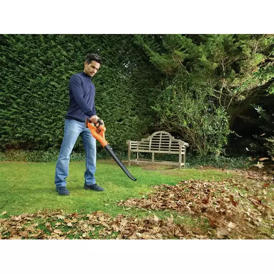 akumulatorowa dmuchawa do liści, 18V Li-Ion, 2,0Ah, Black+Decker [GWC1820PC-QW]