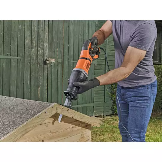 piła szablasta/bagnetowa 750 W, DeWalt [BES301-QS]