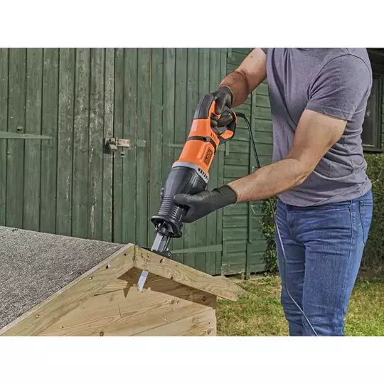piła szablasta/bagnetowa 750 W, DeWalt [BES301-QS]