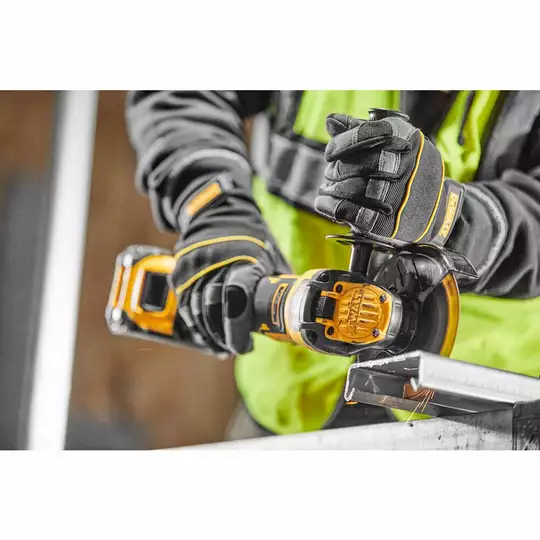 akumulatorowa bezszczotkowa szlifierka kątowa 125mm, 18V Li-Ion 1x6,0Ah XR FELXVOLT DeWALT [DCG409T1-QW] szybkowymienny uchwyt lock-off