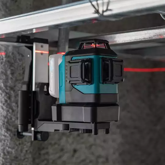 akumulatorowy laser obrotowy 360° z wiązką czerwoną, 25/70 m, Makita [SK700D] 12V max, Li-Ion, CXT