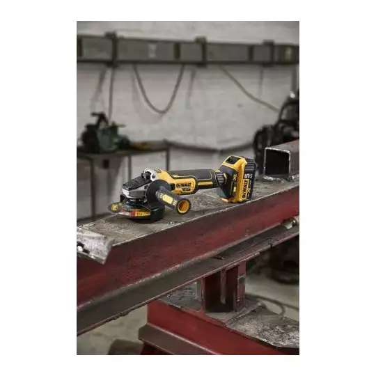 akumulatorowa bezszczotkowa szlifierka kątowa 125mm, 18V Li-Ion 2x5,0Ah DeWALT [DCG405P2]