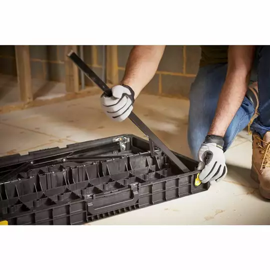 Stół roboczy 2w1 PREMIUM Stanley [STST83800-1] imadło i stół roboczy o maksymalnym obciążeniu 250kg (1)