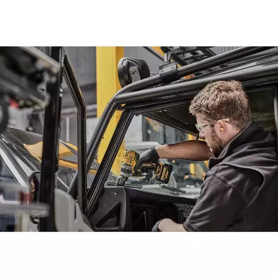akumulatorowa wiertarko-wkrętarka z 4 wymiennymi głowicami, 12V XR DeWALT [DCD703NT-XJ] Li-Ion