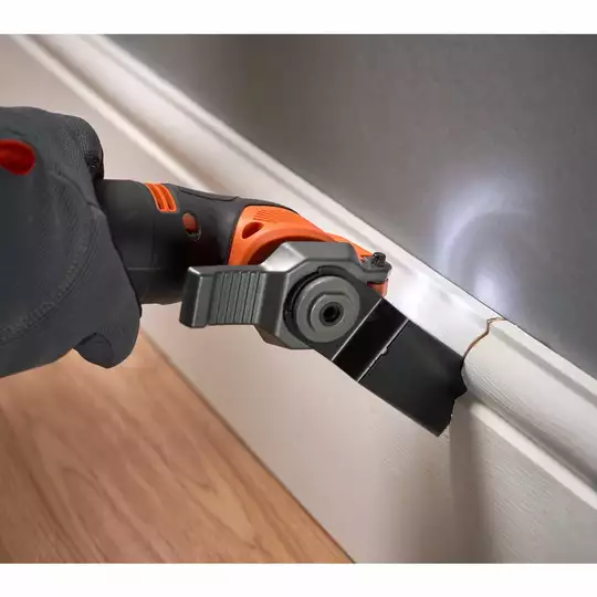 akumulatorowe narzędzie wielofunkcyjne 18V Li-Ion 1x2,0Ah BLACK+DECKER [BDCOS18D1K-QW] + 20 akcesoriów,