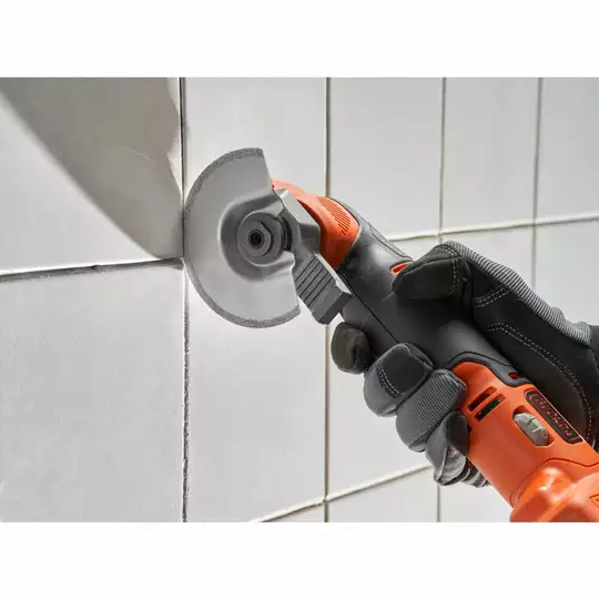 akumulatorowe narzędzie wielofunkcyjne 18V Li-Ion 1x2,0Ah BLACK+DECKER [BDCOS18D1K-QW] + 20 akcesoriów,