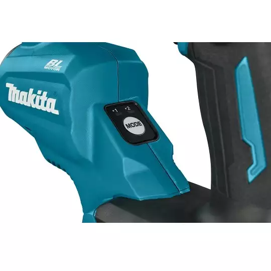 akumulatorowy zagęszczacz do betonu 40V max XGT Makita [VR001GZ] Li-Ion