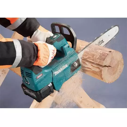 pilarka łańcuchowa 30cm, 40V max Makita [UC003GM102] 4,0Ah, Li-Ion, XGT