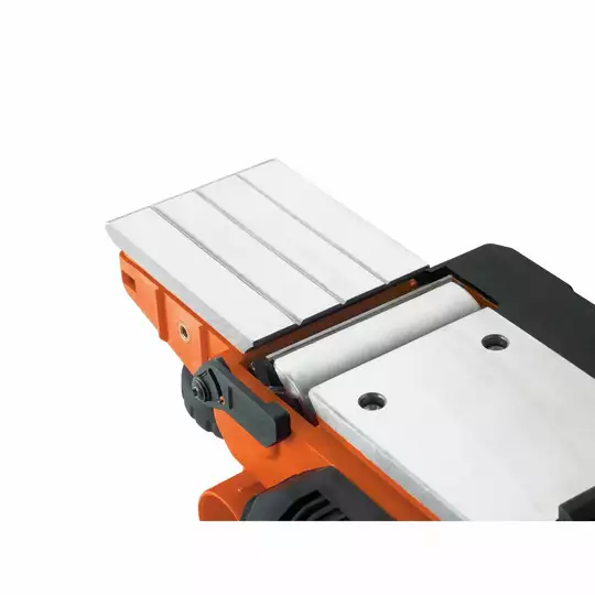 strug elektryczny 750W, 82mm Black+Decker [KW750K-QS]