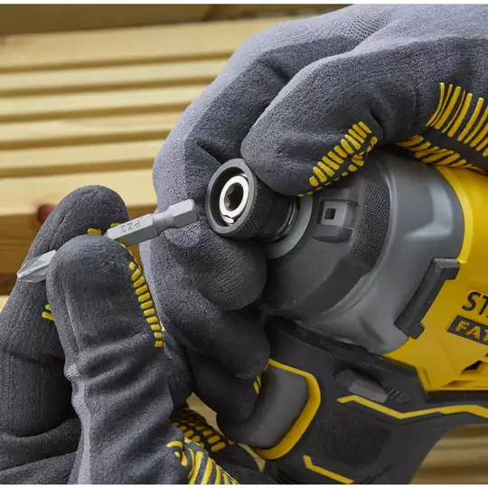 3-biegowa akumulatorowa zakrętarka udarowa 1/4" 18V Li-Ion 2x2,0Ah Stanley FATMAX V20 [SFMCF820D2K-QW]