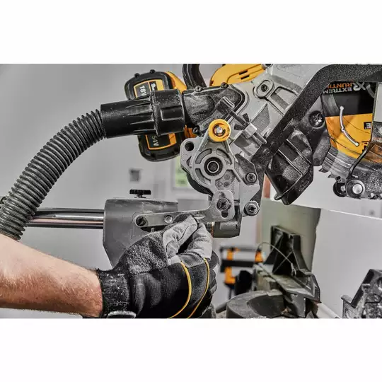 akumulatorowa pilarka tarczowa/ukośnica 305mm, 54V Li-Ion 2x9,0Ah, DeWALT [DCS781X2-QW]