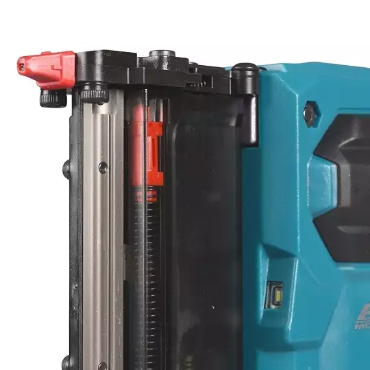 sztyfciarka akumulatorowa 15-35mm, 40V max XGT, Makita [PT001GZ01] Li-Ion