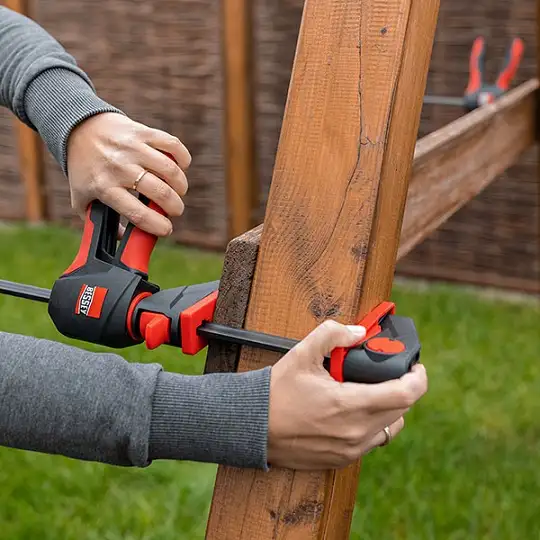 ścisk uniwersalny jednoręczny szybkomocujący z uchwytem obrotowym 300x80mm, 195-465mm, 1400N, Bessey [EZ360-30]