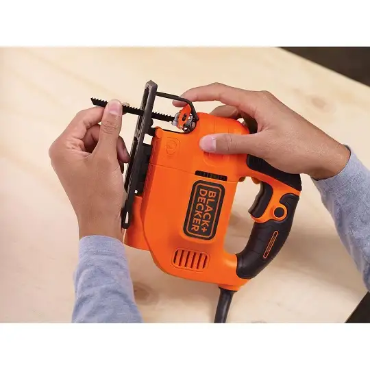 wyrzynarka elektryczna z podcinaniem 520W Black+Decker [KS701PEK-QS]