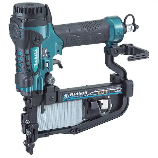 zszywacz pneumatyczny na zszywki 25-50 x 6,35mm, Makita [AT450H]