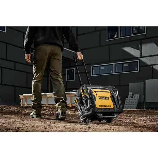 Torba 18" narzędziowa na kółkach z 27 kieszeniami serii Soft Storage DeWalt [DWST60107-1]
