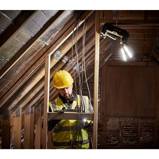 akumulatorowa lampa LED, 18V, ze skrzynią narzędziową TOUGHSYSTEM 2.0, DeWalt [DWST08061-1]