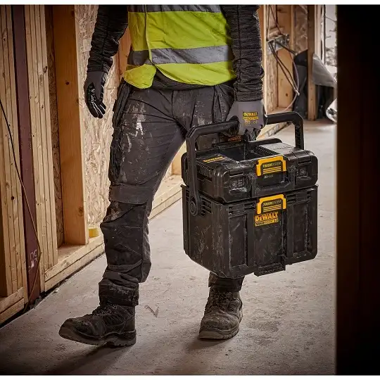 akumulatorowa lampa LED, 18V, ze skrzynią narzędziową TOUGHSYSTEM 2.0, DeWalt [DWST08061-1]