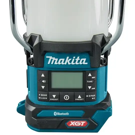 akumulatorowy odbiornik radiowy z lampą 360' i latarką, 40V max XGT, FM, Makita [MR010GZ] Li-Ion, Bluetooth