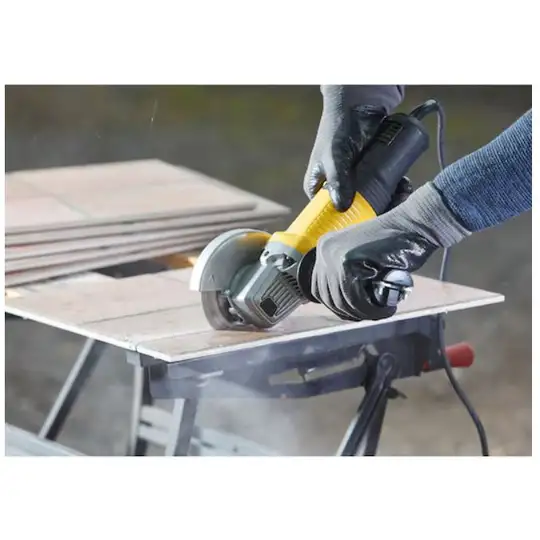 Szlifierka kątowa 115mm, 600W Stanley [FMEG615-QS] (1)