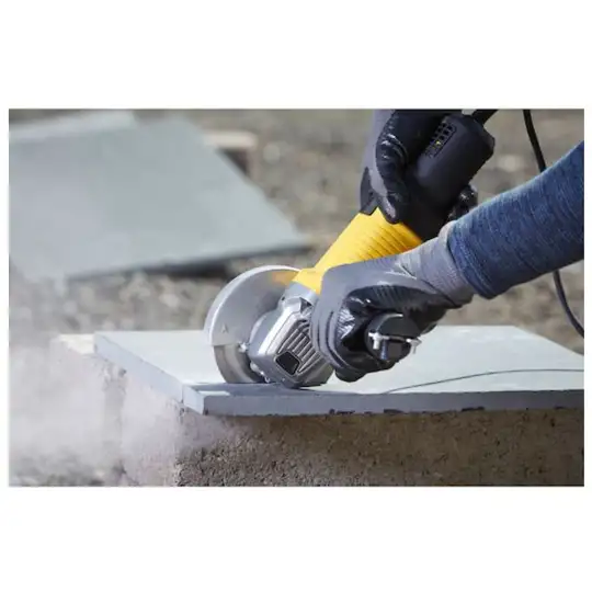 Szlifierka kątowa 115mm, 600W Stanley [FMEG615-QS] (1)