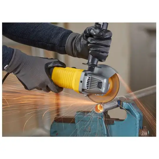 Szlifierka kątowa 115mm, 600W Stanley [FMEG615-QS] (1)