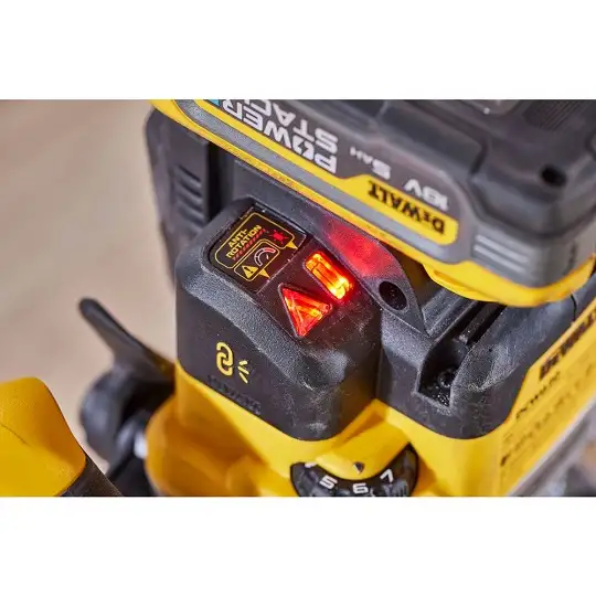 akumulatorowa frezarka górnowrzecionowa, 18V XR, tuleja zaciskowa 8mm-12mm, DeWalt [DCW620H2-QW] 2x5,0Ah, Li-Ion, POWERSTACK