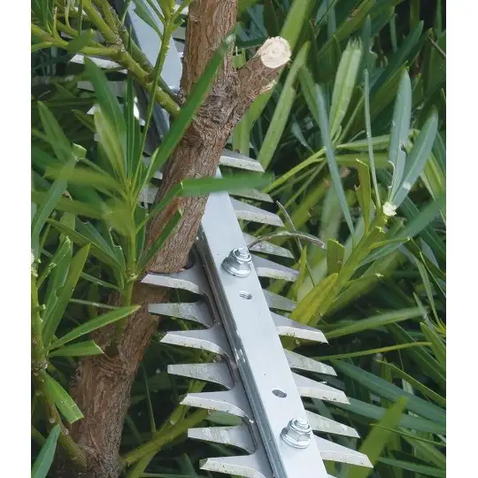 akumulatorowe nożyce do żywopłotu na wysięgniku, 40V max XGT, ostrze 60cm, Makita [UN001GZ]