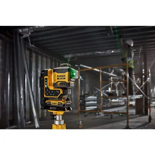 akumulatorowy, samopoziomujący laser 3-wiązkowy 360° z wiązką zieloną do 80m, 18V XR DeWALT [DCLE34035B-XJ] Li-Ion