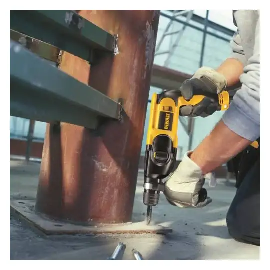 młotowiertarka SDS+ 650W [D25013K]