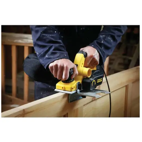 strug elektryczny 82mm, 750W, kufer, Stanley FATMAX [FME630K-QS]