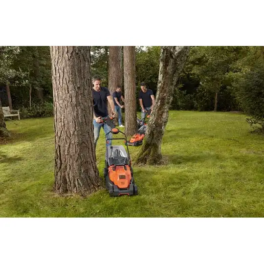 Kosiarka elektryczna 42cm z uchwytem EasySteer, 1800W Black+Decker [BEMW481ES-QS]