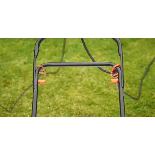Kosiarka elektryczna 42cm z uchwytem EasySteer, 1800W Black+Decker [BEMW481ES-QS]
