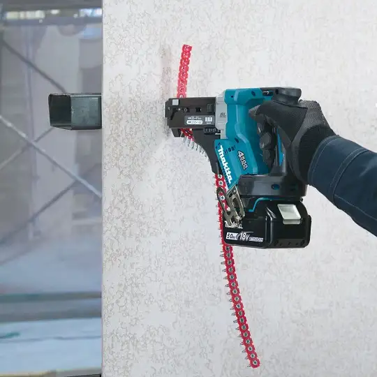 akumulatorowa wkrętarka z magazynkiem, 20-41mm, 18V, Makita [DFR453Z]